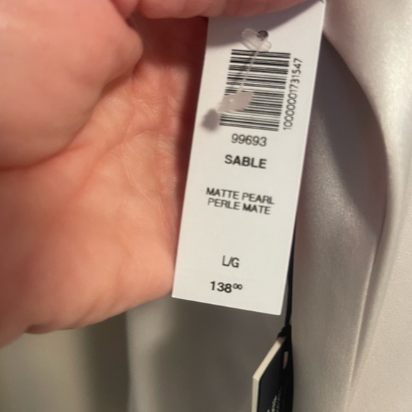 Aritzia Babaton Sable Shirt - Matte Pearl - Picture 2 of 5